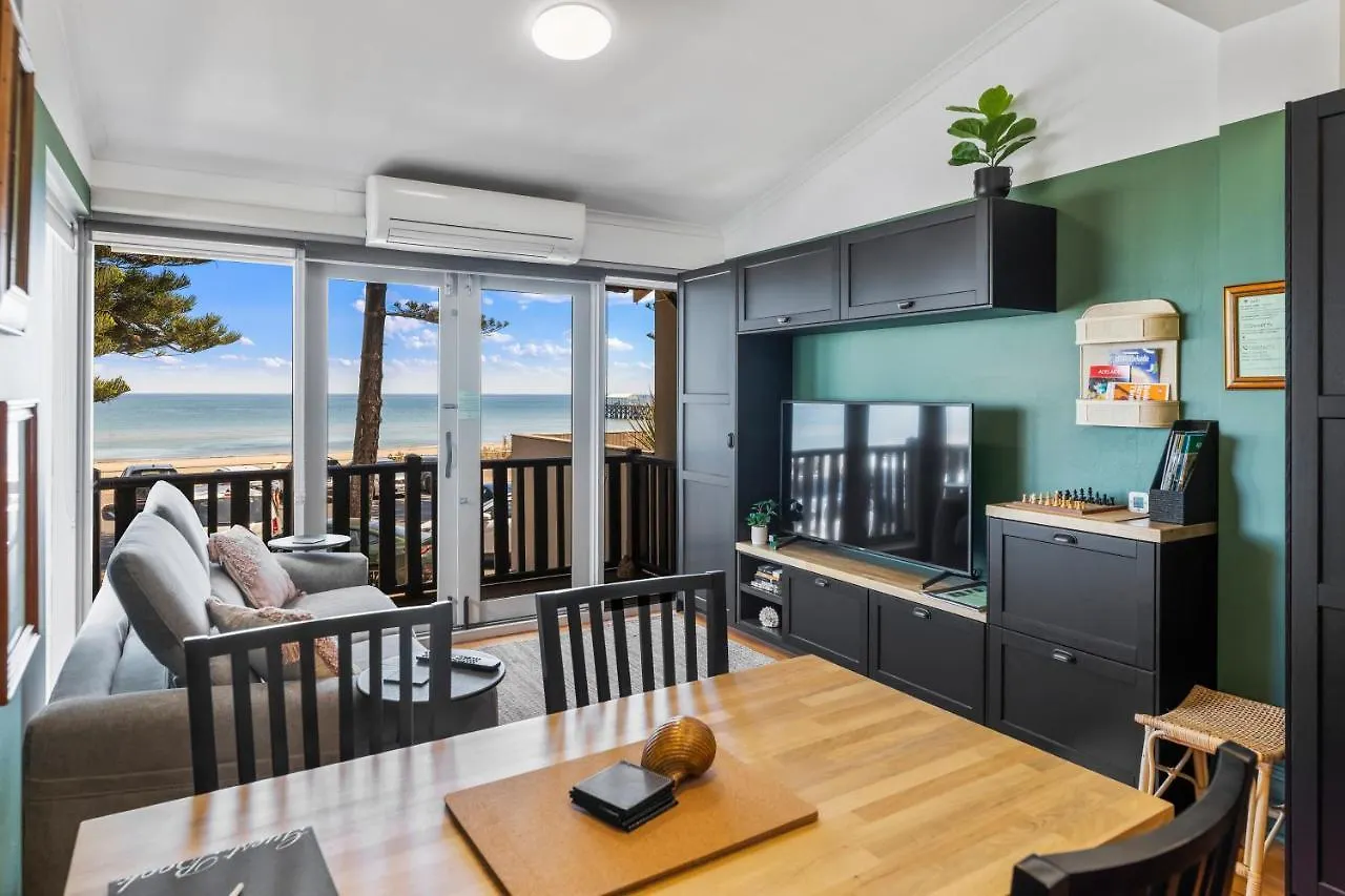 Rawsons Shack Beachfront Unit Suits Single Or Couple Henley Beach South Holiday home